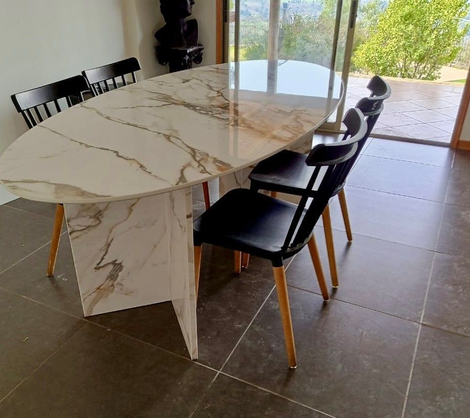 Comedor Piedra Sinterizada Ovalo